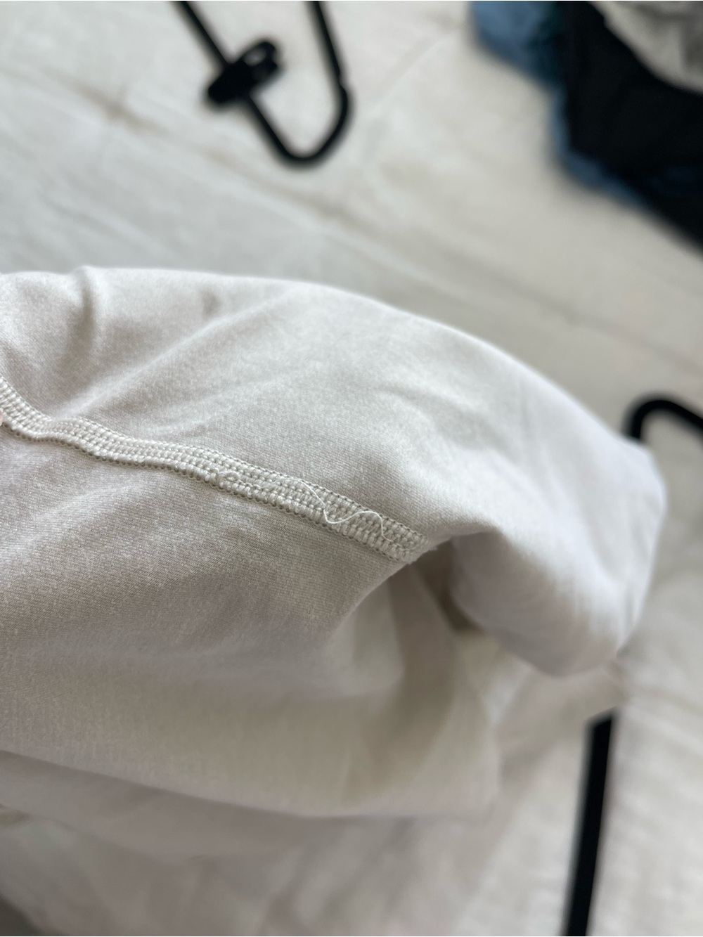 Vuori Cream Racerback Cropped Tank - Picture 6 of 7